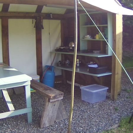 Mill Haven Place Glamping-Yurt 2 Haverfordwest Exteriör bild