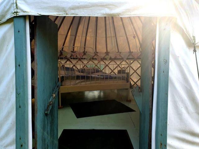 Mill Haven Place Glamping-Yurt 2 Haverfordwest Exteriör bild
