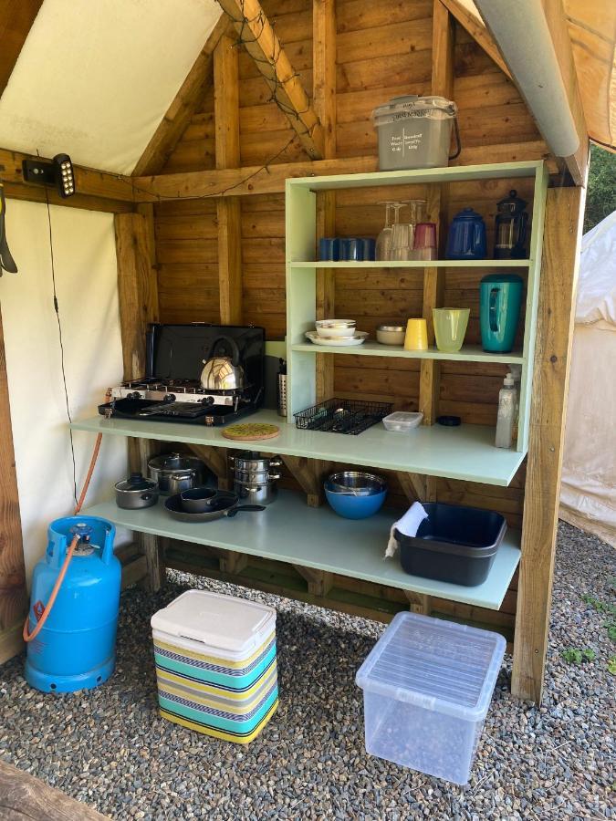 Mill Haven Place Glamping-Yurt 2 Haverfordwest Exteriör bild